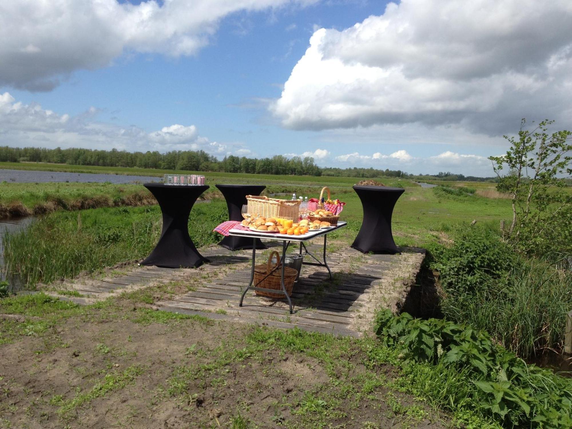 De Dames Van De Jonge Hotel Restaurant Giethoorn Exterior foto