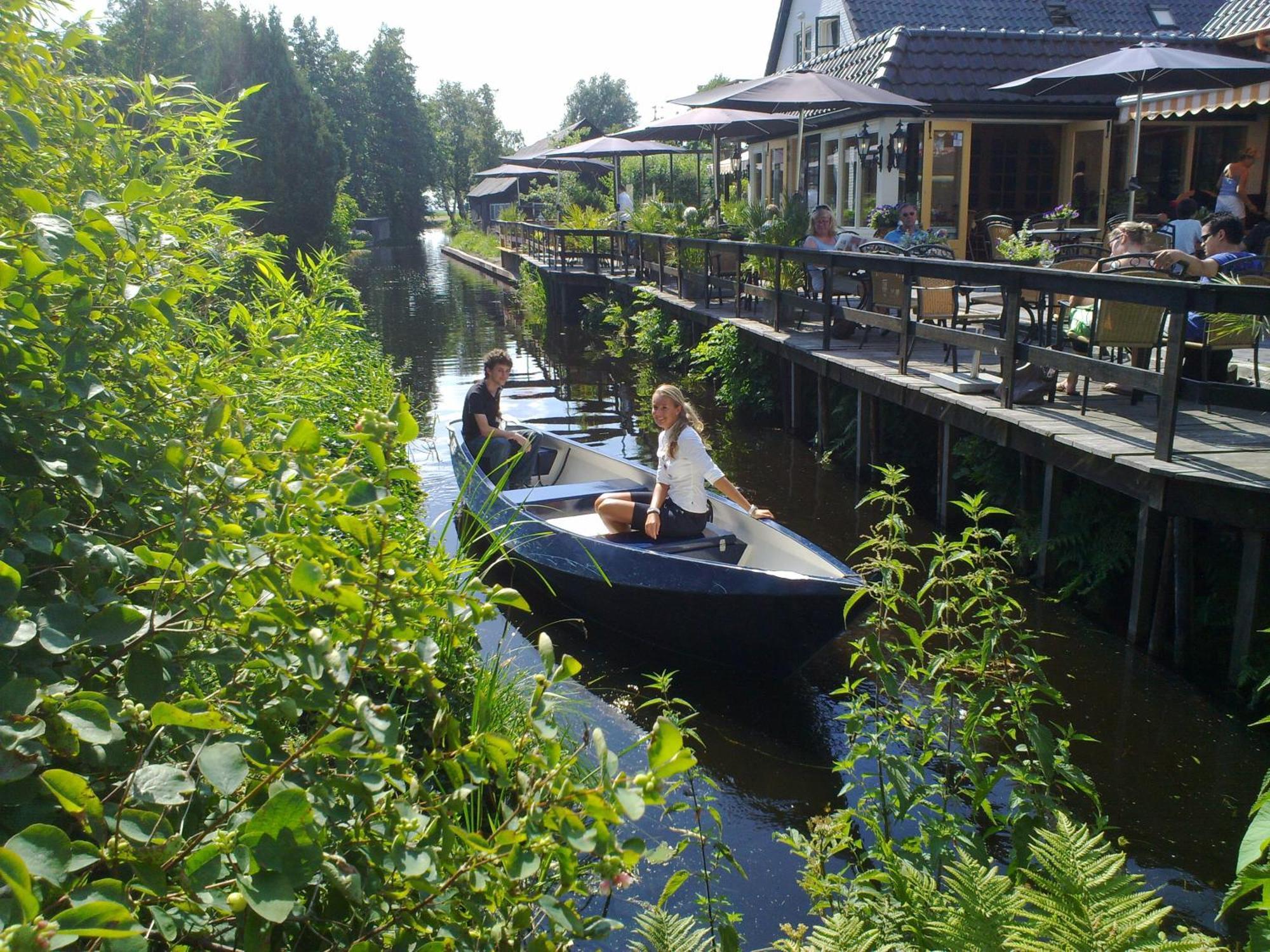 De Dames Van De Jonge Hotel Restaurant Giethoorn Exterior foto